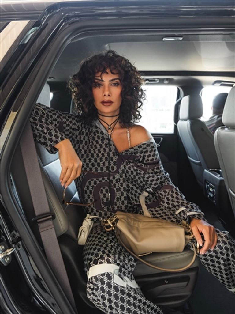 "فلسطين حبي" .. صبا مبارك بإطلالة فلسطينية مميزة