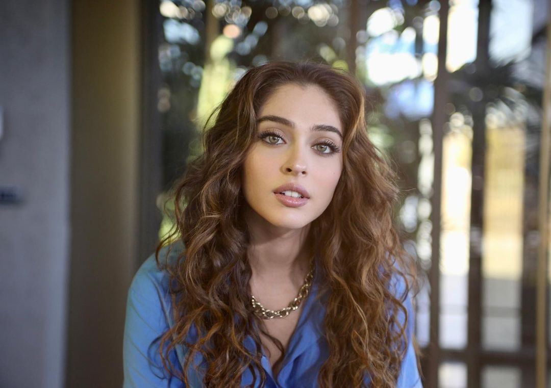 Cemre Baysel reassures her fans after confirming the tumor result