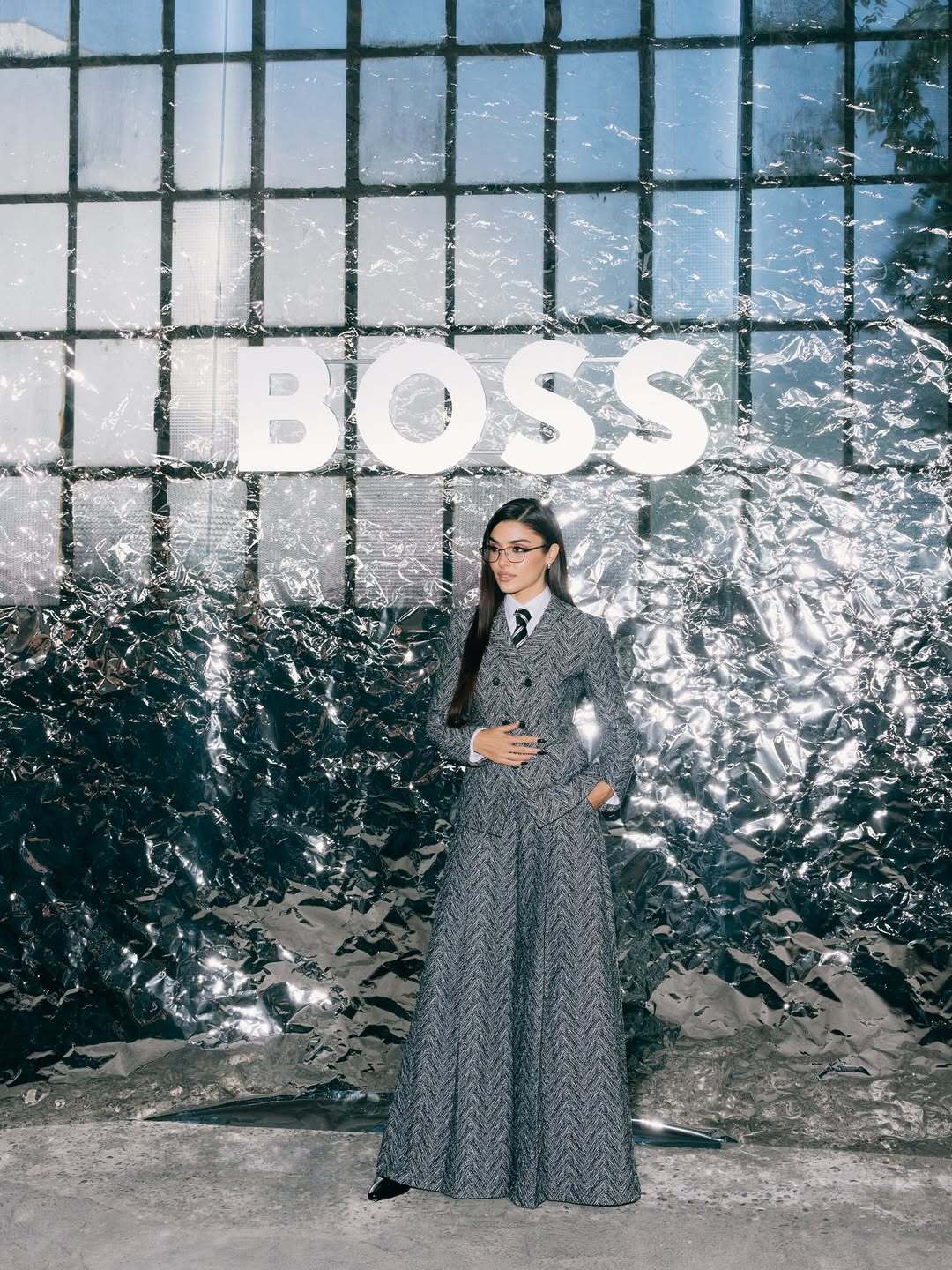 ‎هاندا أرتشيل تجمع بين القوة والأنوثة بعرض “بوس” في ميلانو