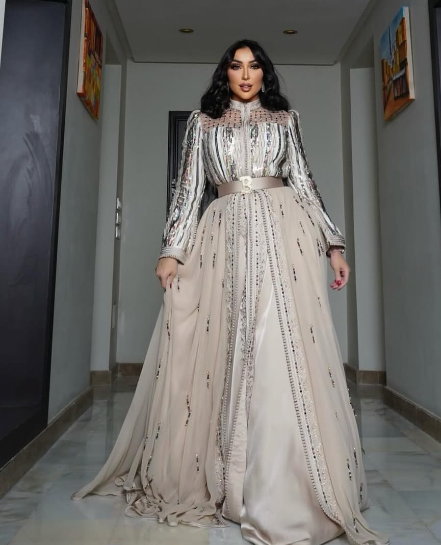 فساتين دنيا بطمة في المناسبات