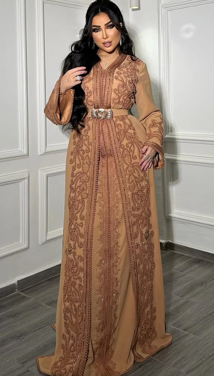 فساتين دنيا بطمة في المناسبات