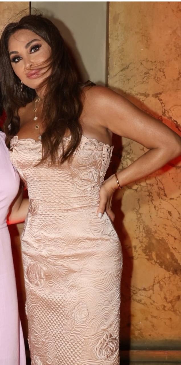 أسرار أناقة هيفاء وهبي وإليسا في حفل زفاف يومي