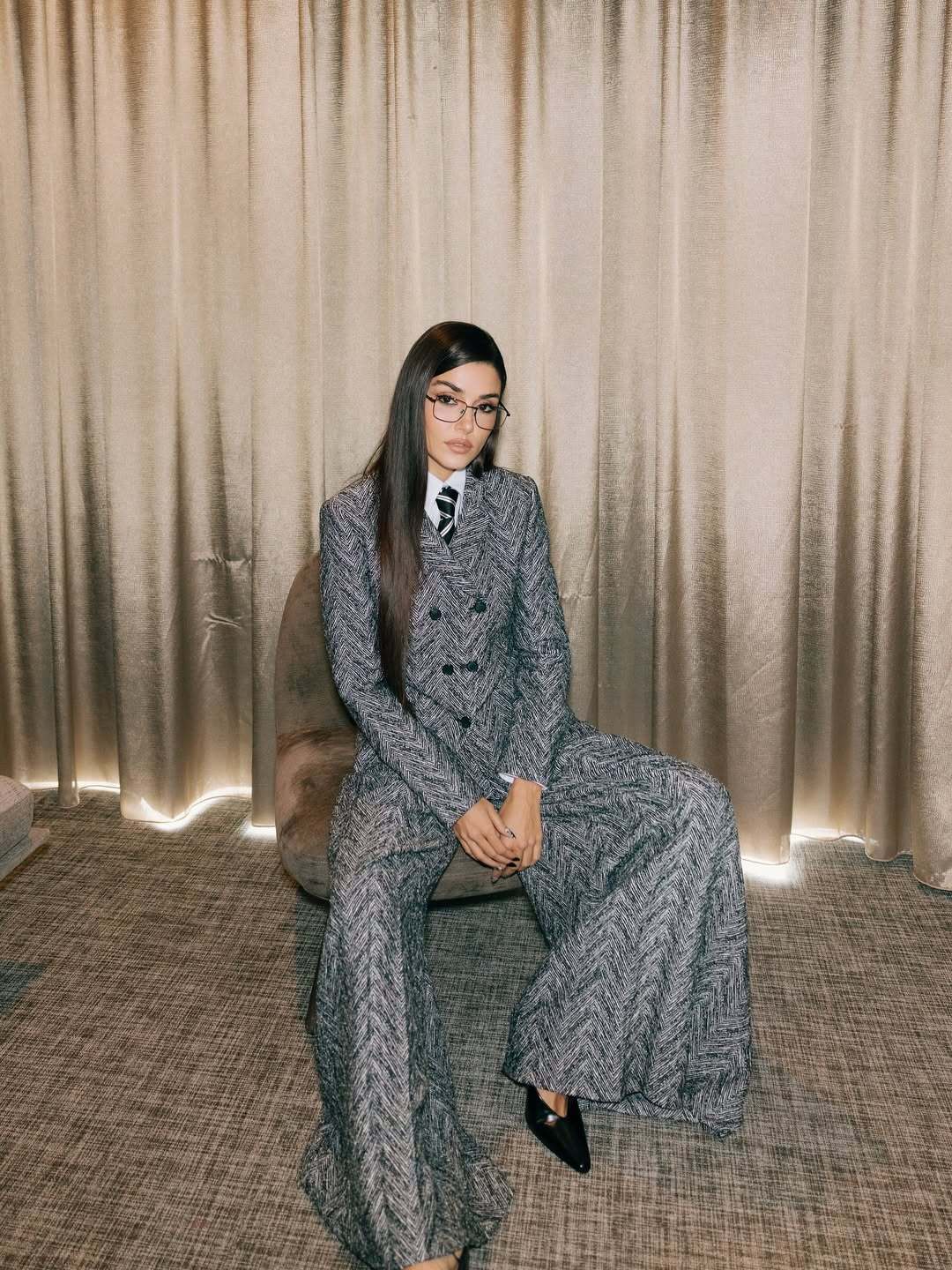 ‎هاندا أرتشيل تجمع بين القوة والأنوثة بعرض “بوس” في ميلانو