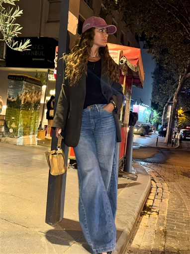 بإطلالات مختلفة.. صبا مبارك توثق رحلتها في تركيا