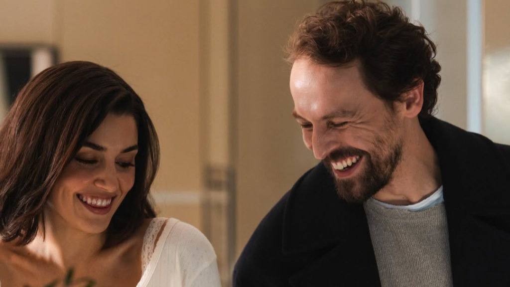 Release date for Hande Erçel's film "Two Worlds, One Wish"